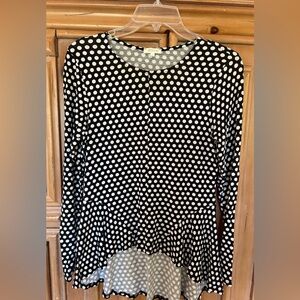 Weston long sleeve black/ white polka dot high low top, size S